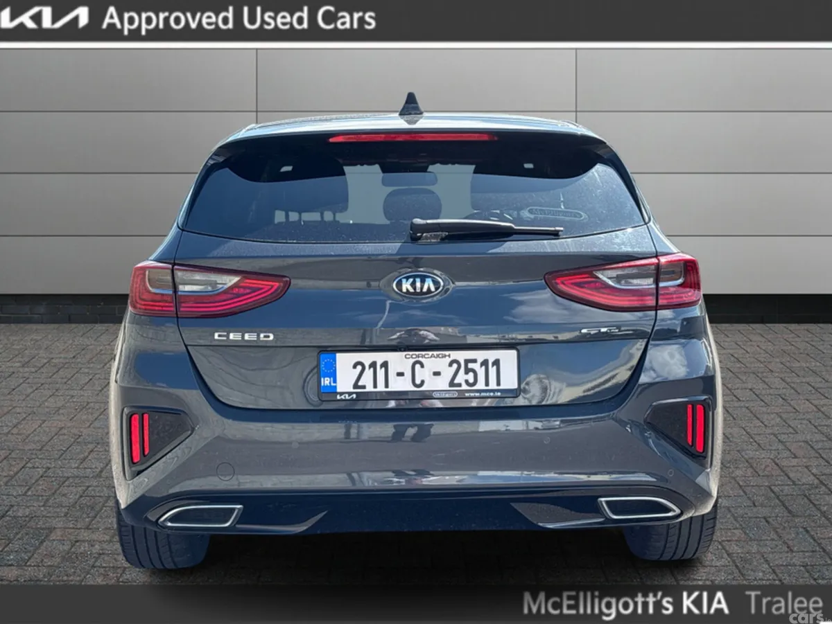 Kia Ceed Hatchback, Petrol, 2021, Grey