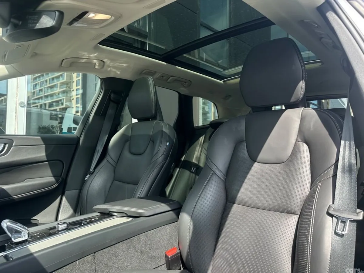 Volvo XC60 Estate, Petrol Plug-in Hybrid, 2025, Silver