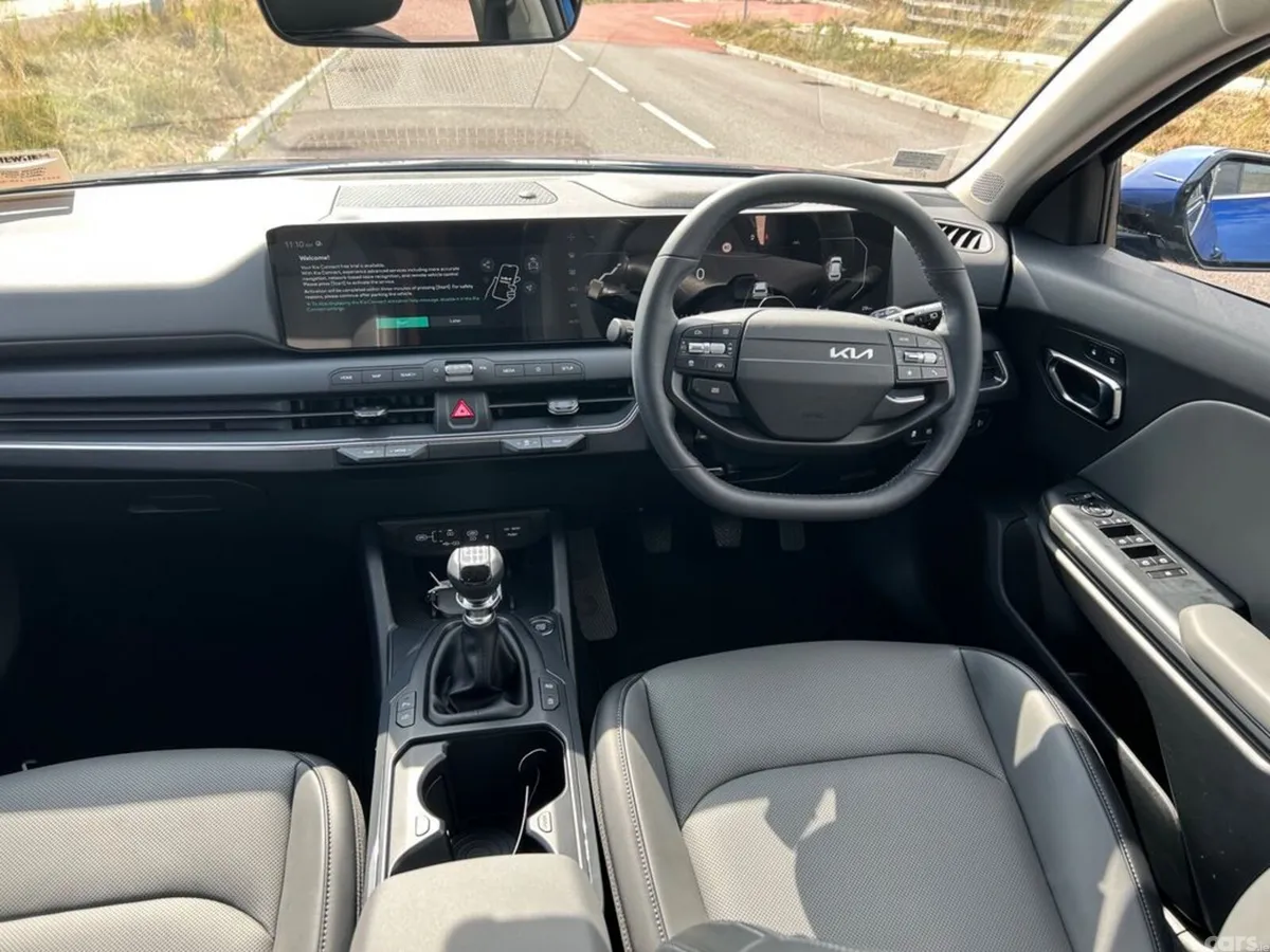 Kia K4 Hatchback, Petrol, 2027, Blue