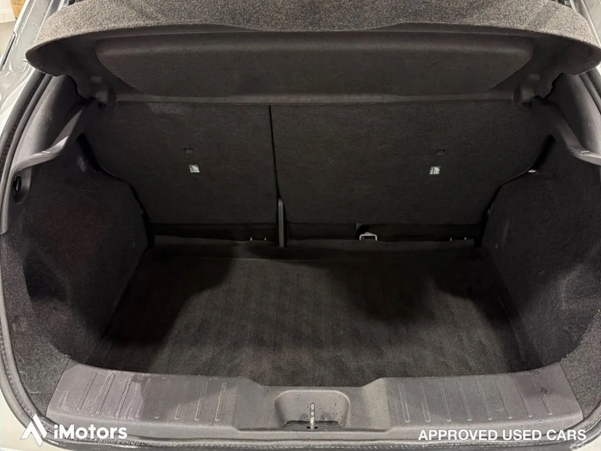 Nissan Juke SUV, Petrol, 2022, Grey