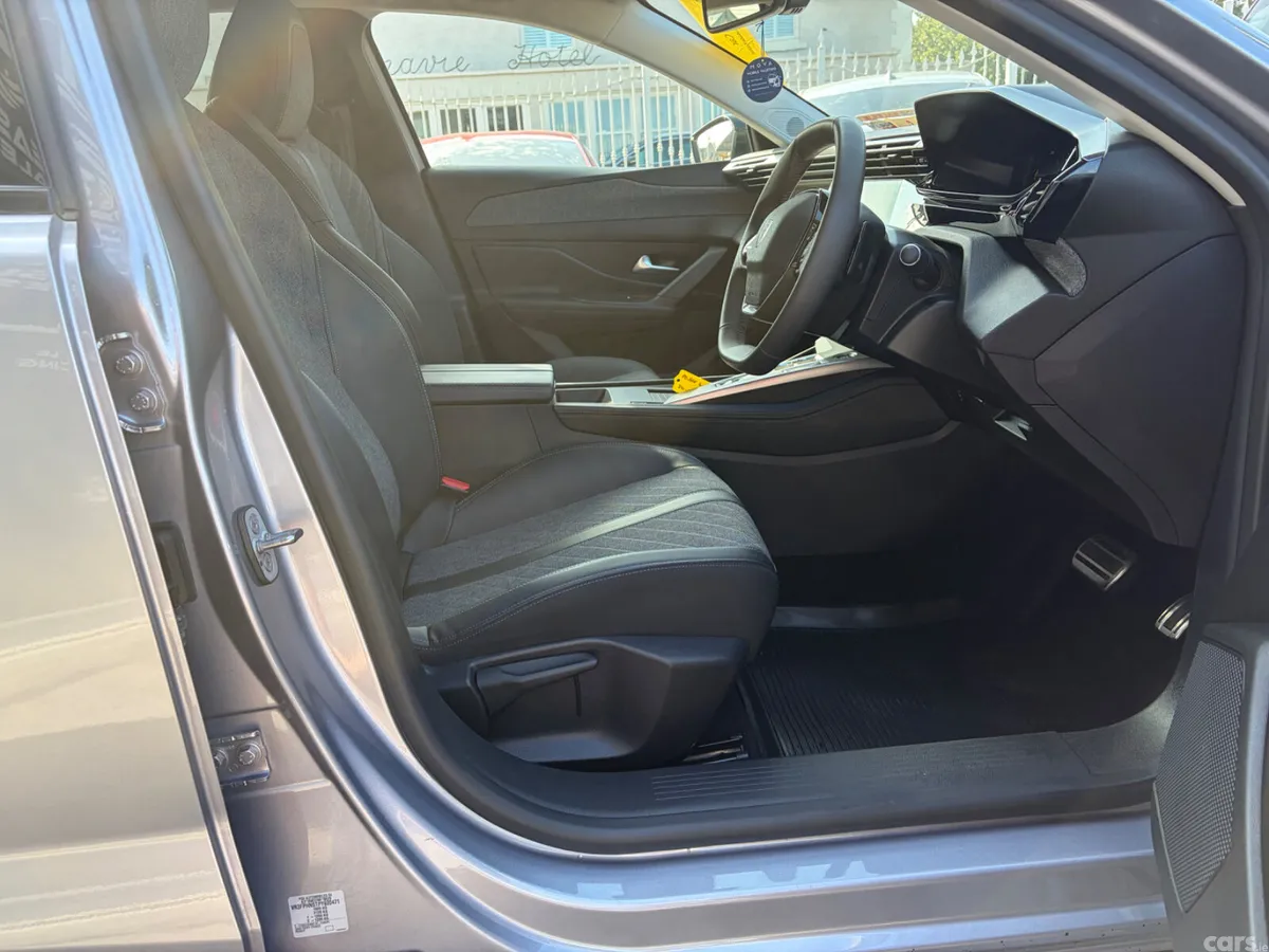Peugeot 408 Hatchback, Petrol, 2024, Grey