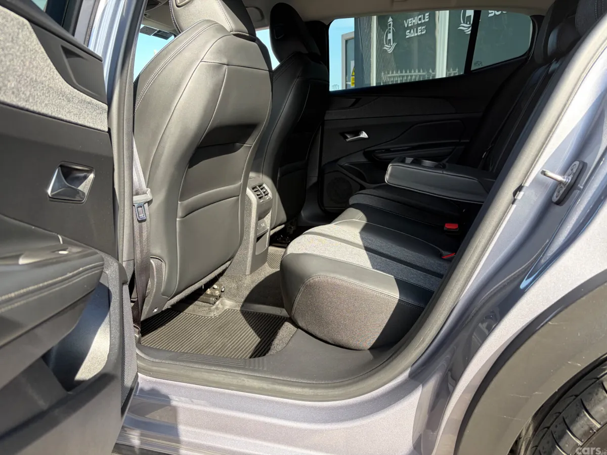 Peugeot 408 Hatchback, Petrol, 2024, Grey