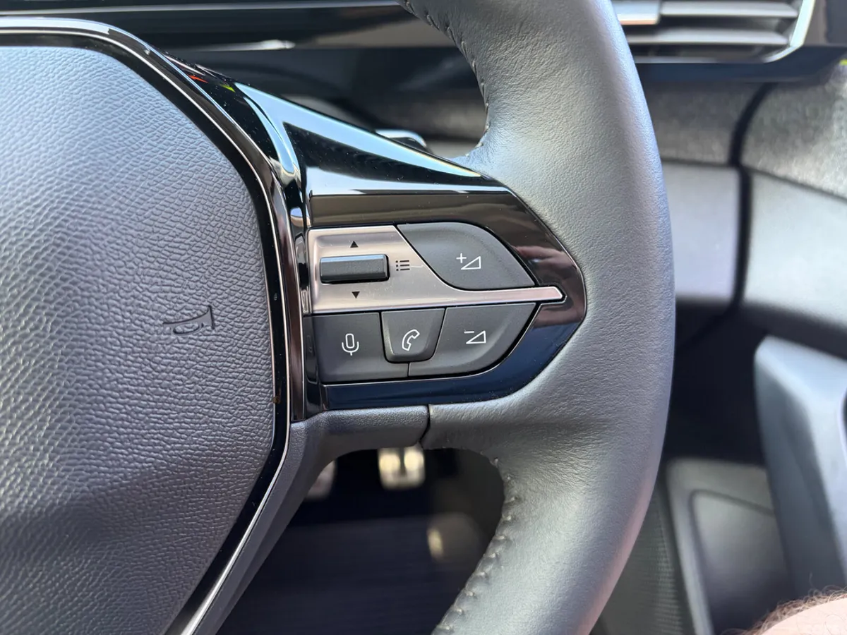 Peugeot 408 Hatchback, Petrol, 2024, Grey