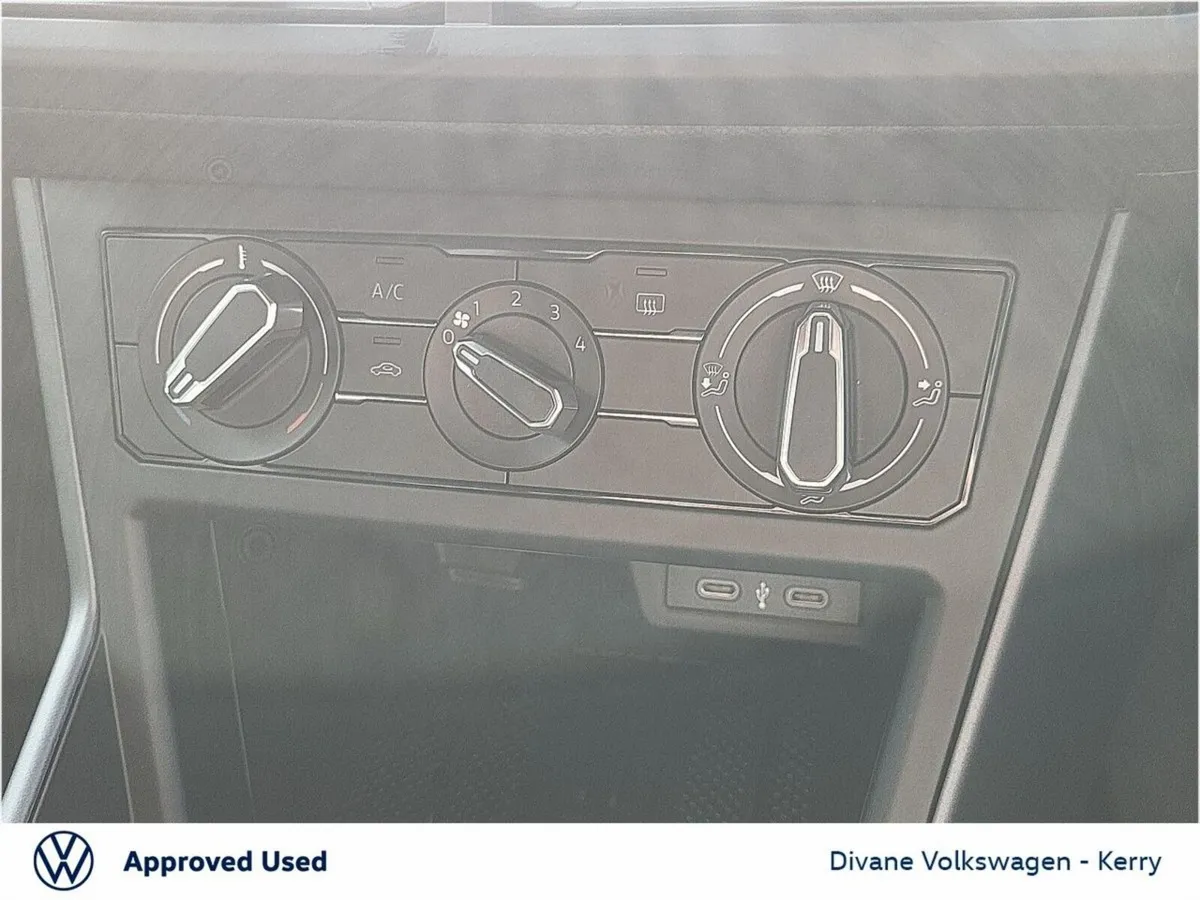 Volkswagen Polo Hatchback, Petrol, 2027, Grey