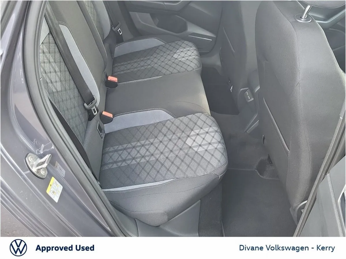 Volkswagen Polo Hatchback, Petrol, 2027, Grey
