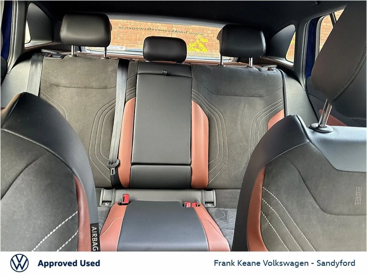 Volkswagen ID.4 Hatchback, Electric, 2024, Blue