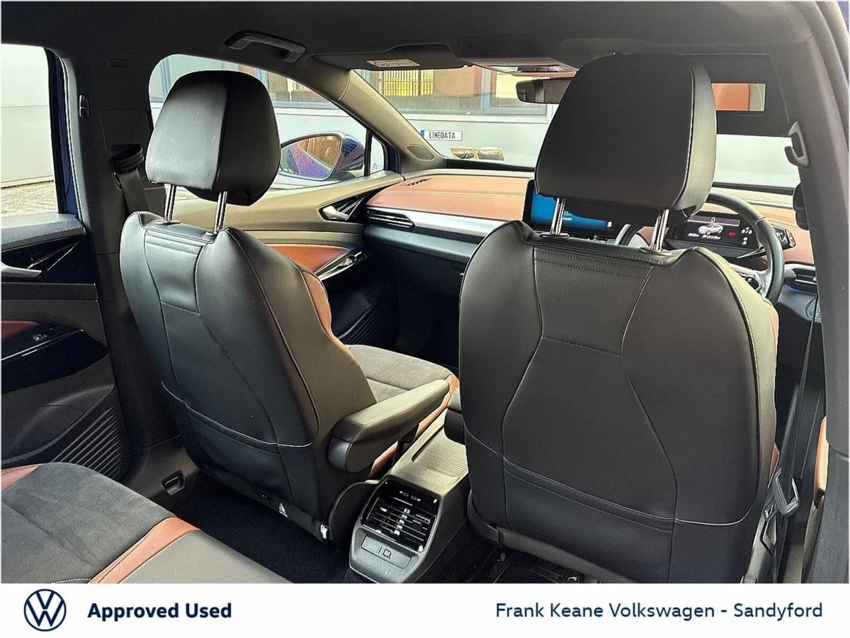 Volkswagen ID.4 Hatchback, Electric, 2024, Blue