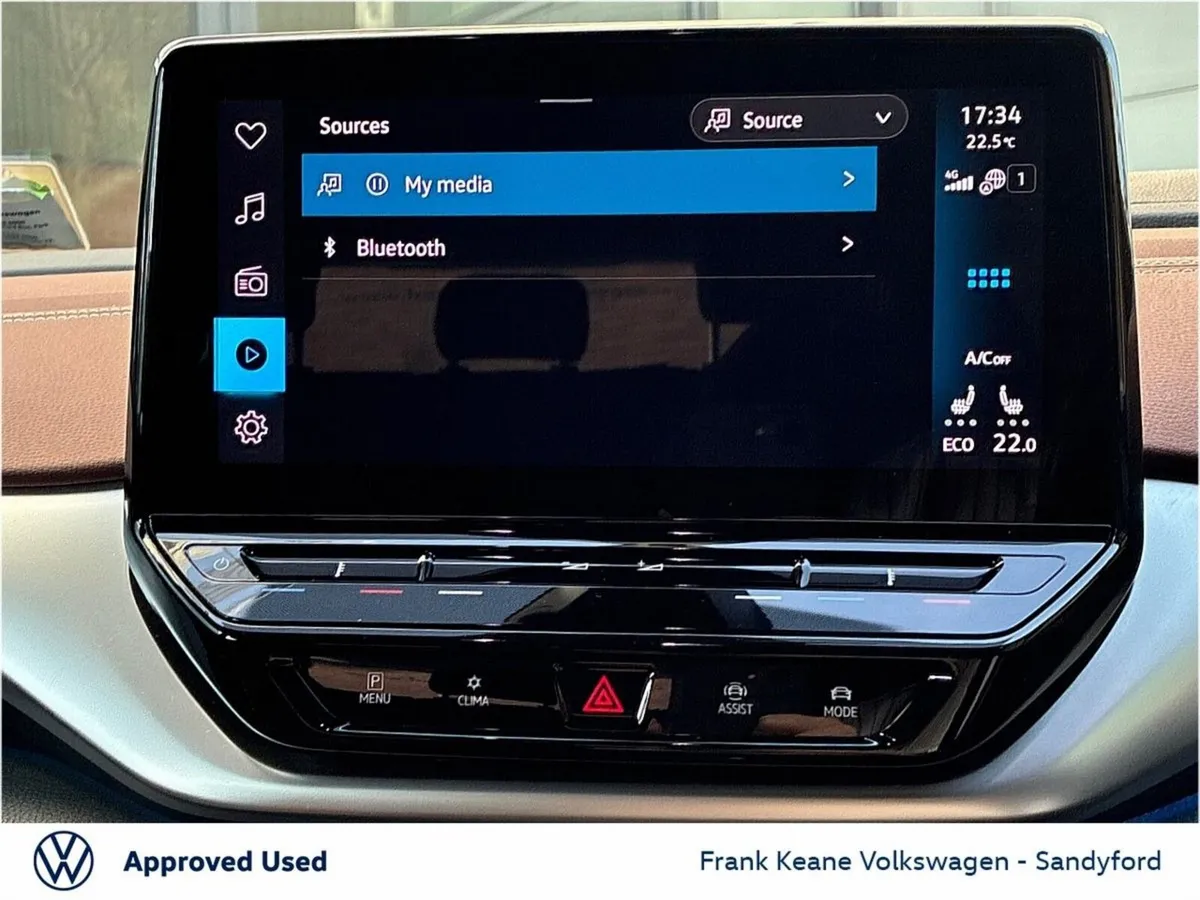 Volkswagen ID.4 Hatchback, Electric, 2024, Blue