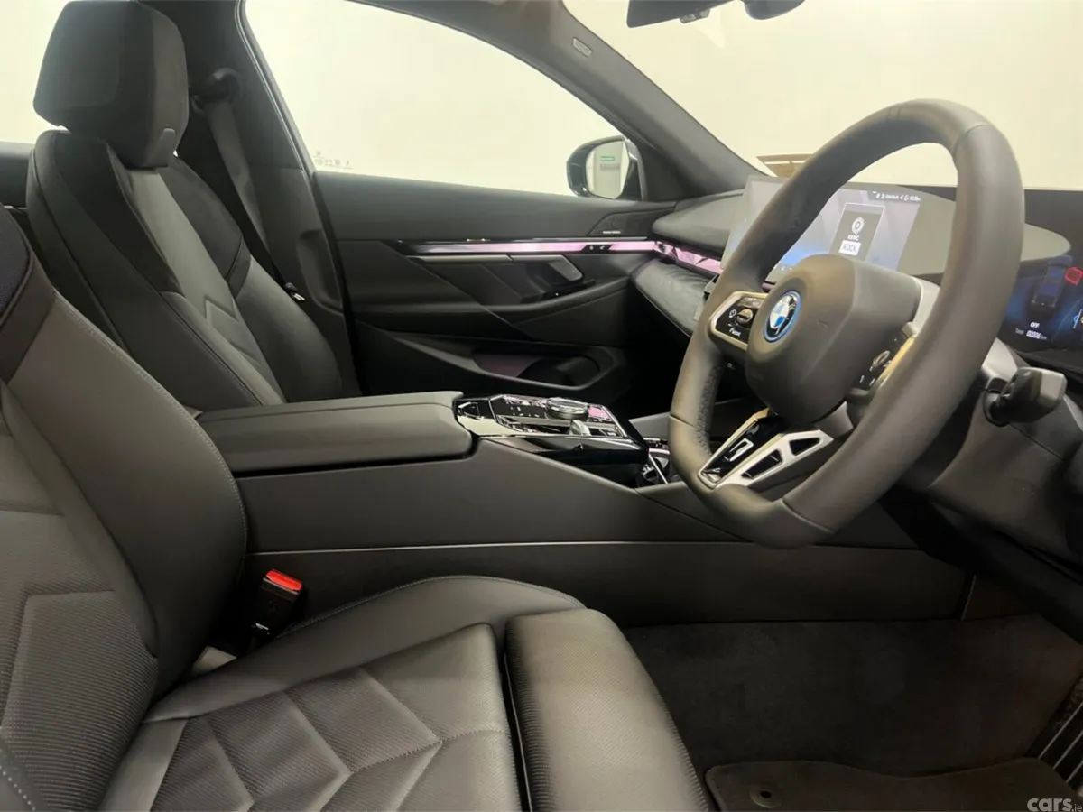 BMW 5-Series Saloon, Petrol Plug-in Hybrid, 2026, Grey