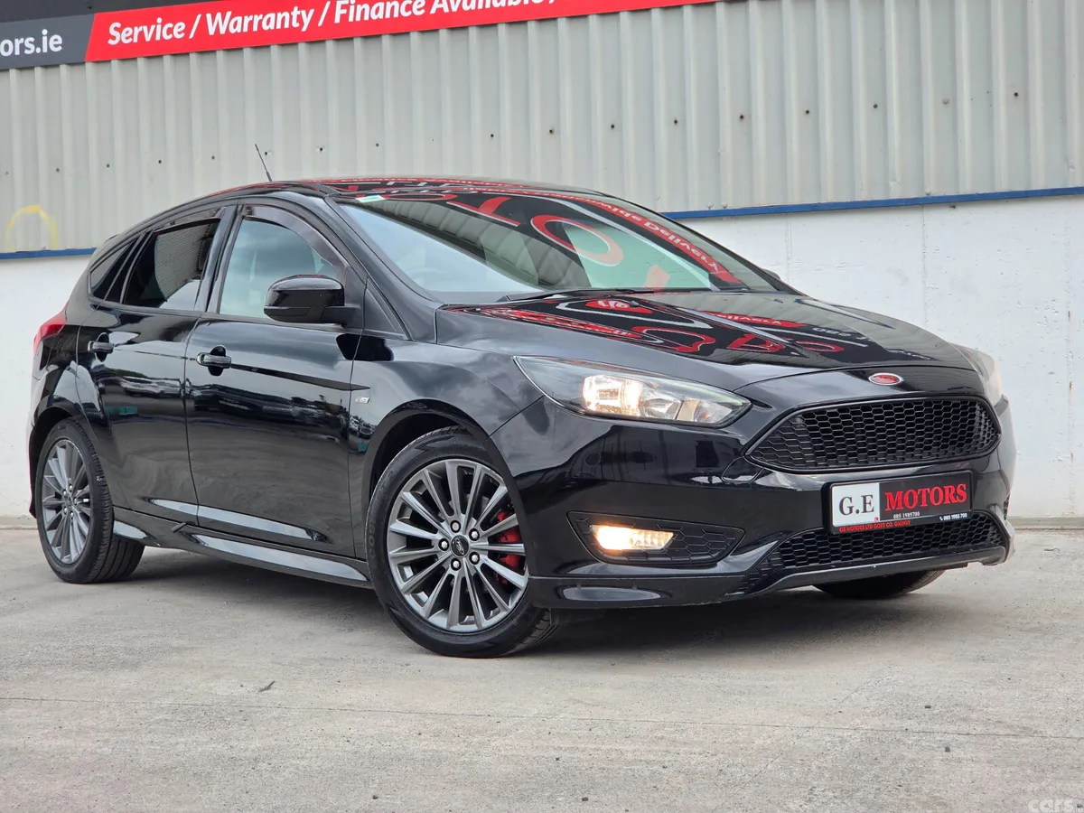 Ford Focus Hatchback, Diesel, 2017, Black