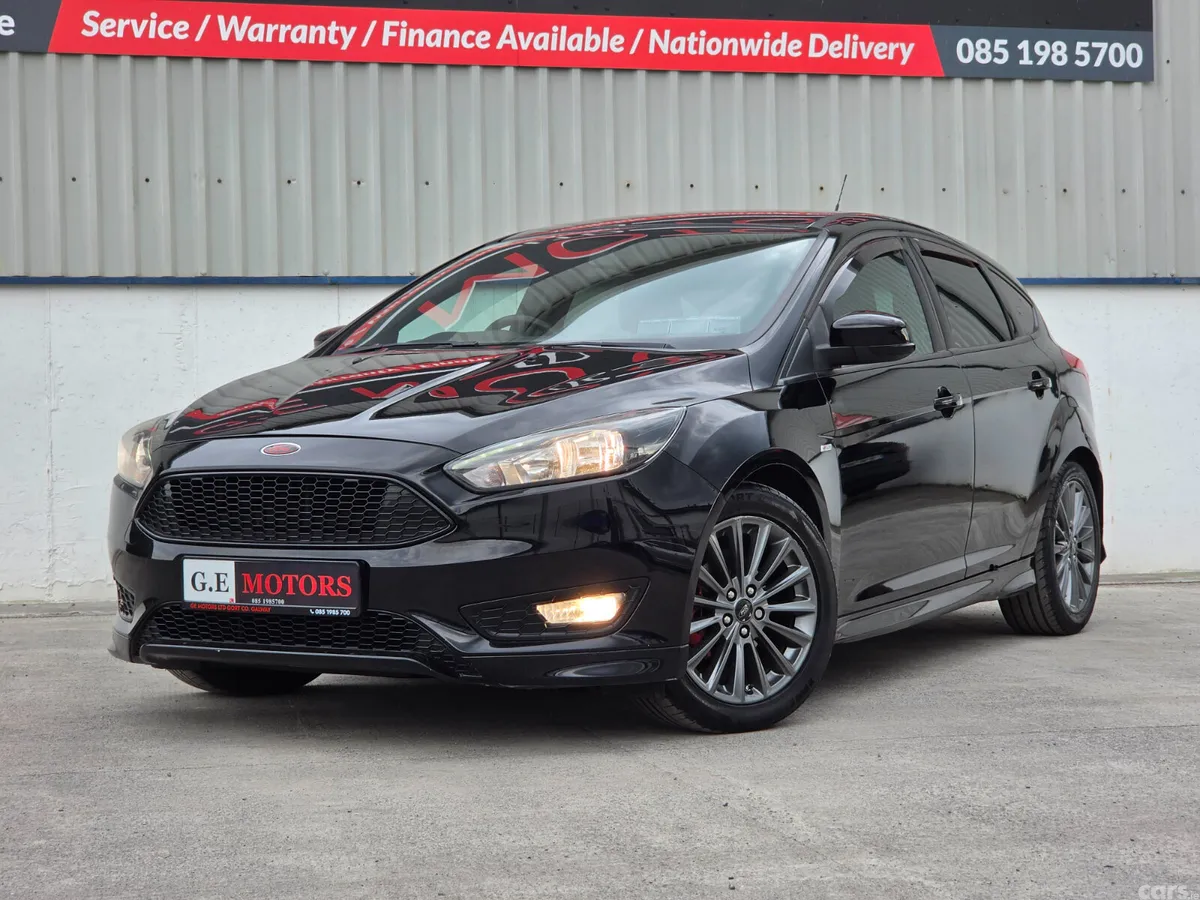 Ford Focus Hatchback, Diesel, 2017, Black