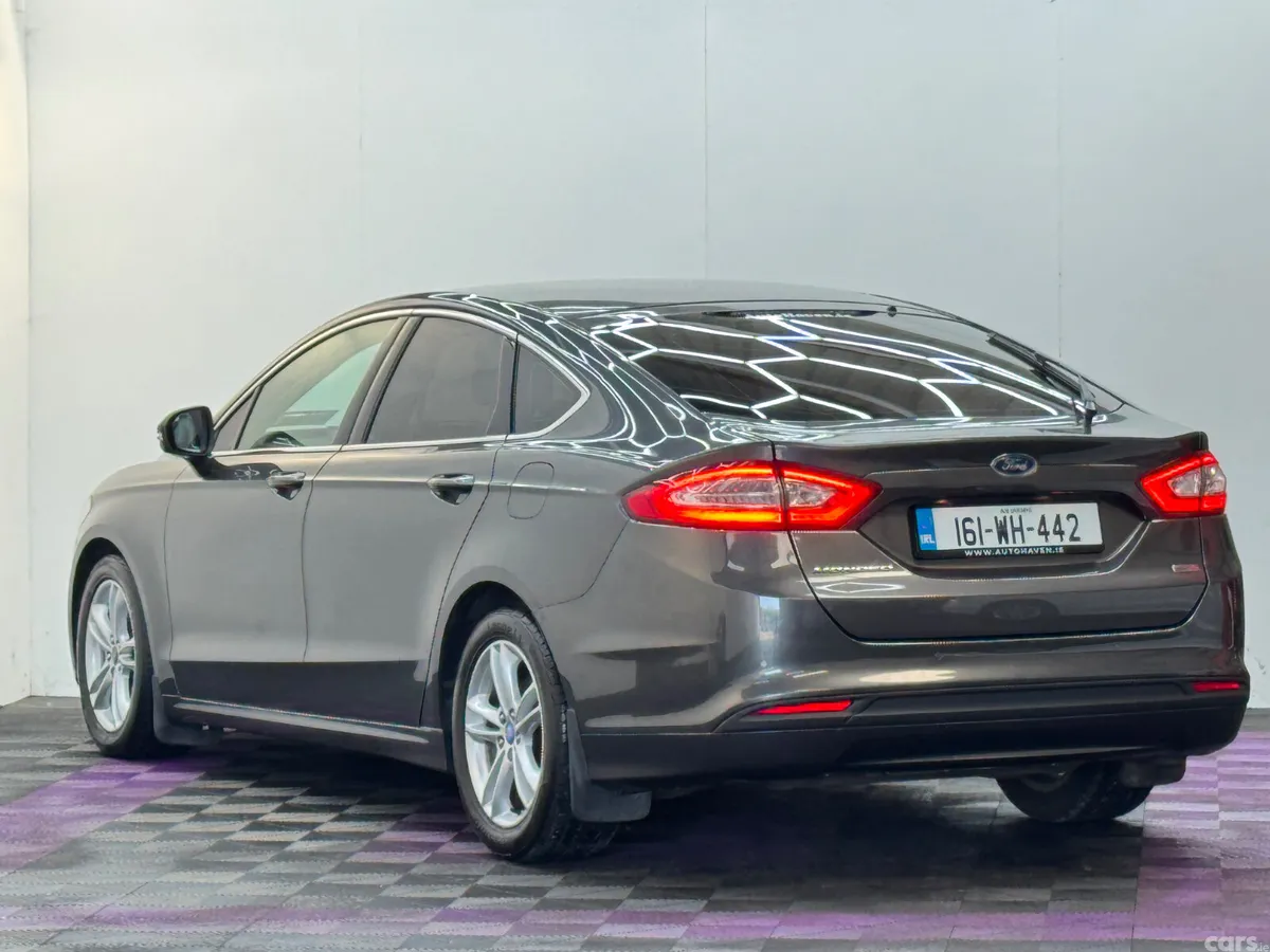 Ford Mondeo Hatchback, Diesel, 2016, Grey