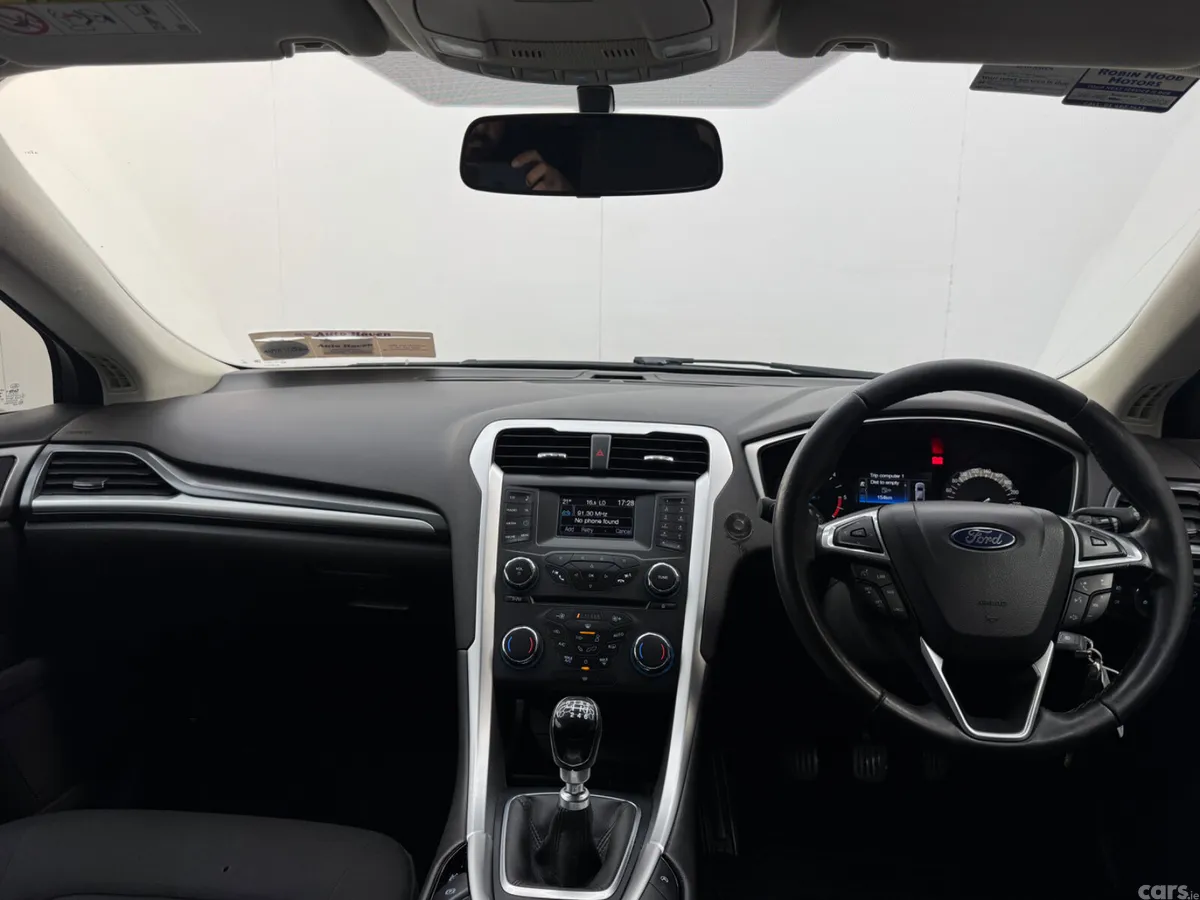 Ford Mondeo Hatchback, Diesel, 2016, Grey
