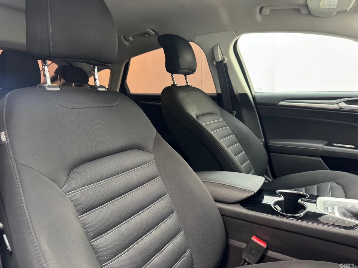 Ford Mondeo Hatchback, Diesel, 2016, Grey