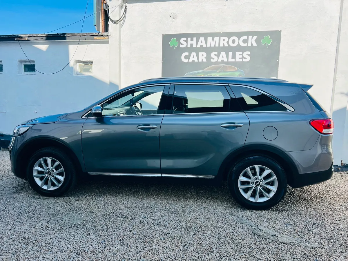 Kia Sorento SUV, Diesel, 2017, Grey
