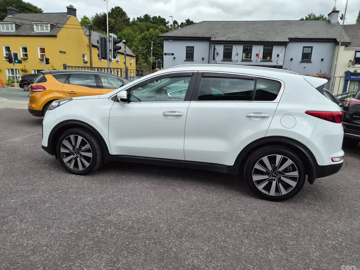 Kia Sportage SUV, Diesel, 2017, White