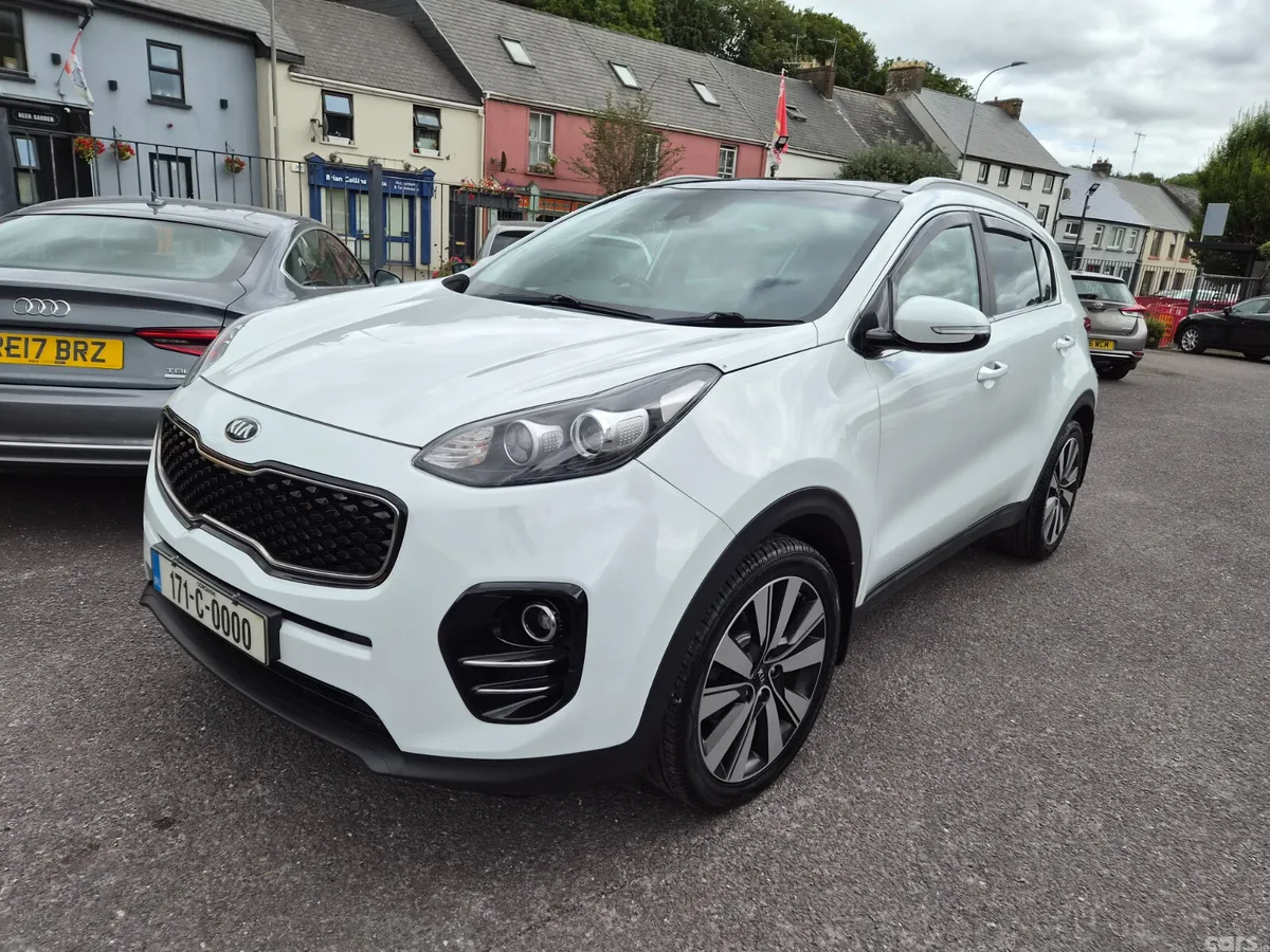 Kia Sportage SUV, Diesel, 2017, White