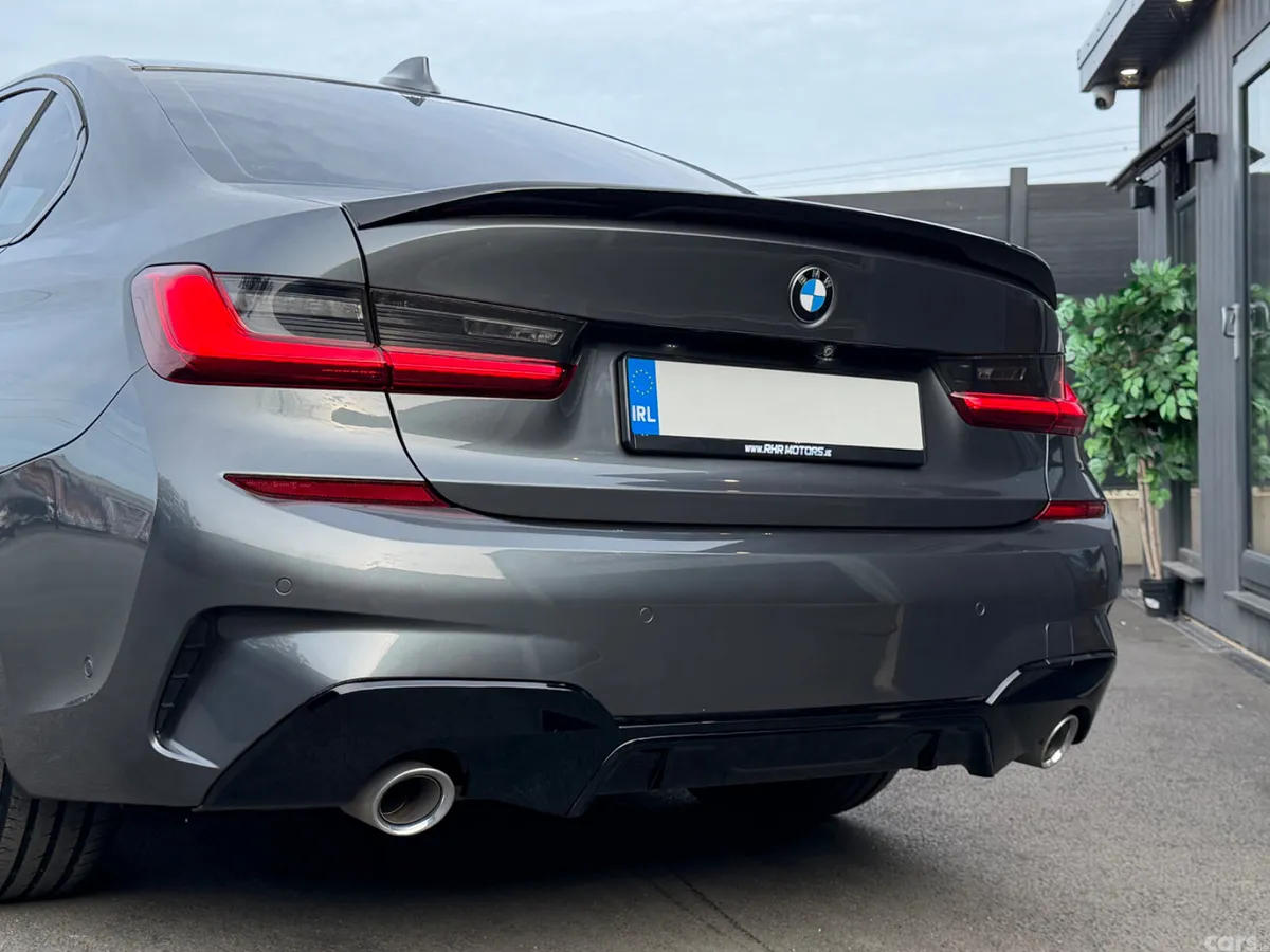 BMW 3-Series Saloon, Diesel, 2019, Grey