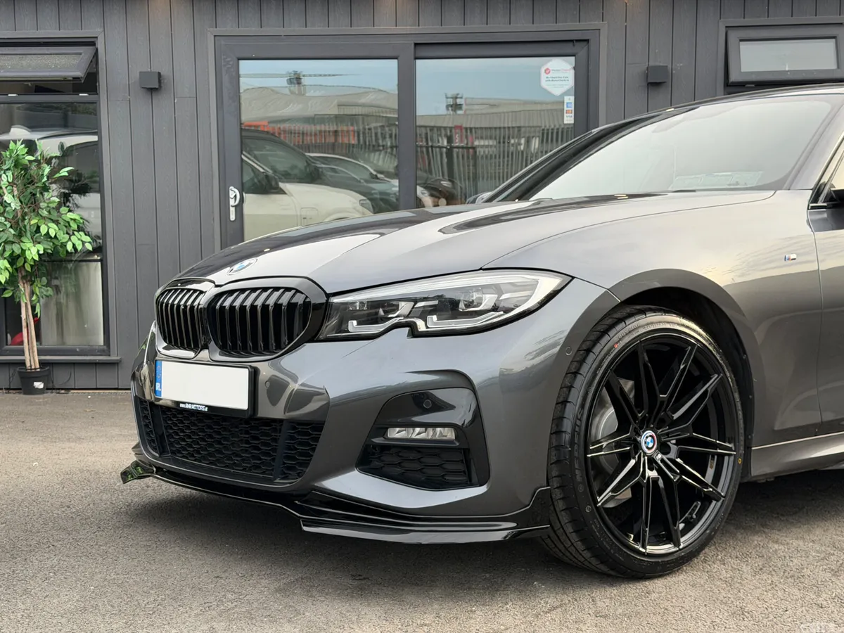 BMW 3-Series Saloon, Diesel, 2019, Grey