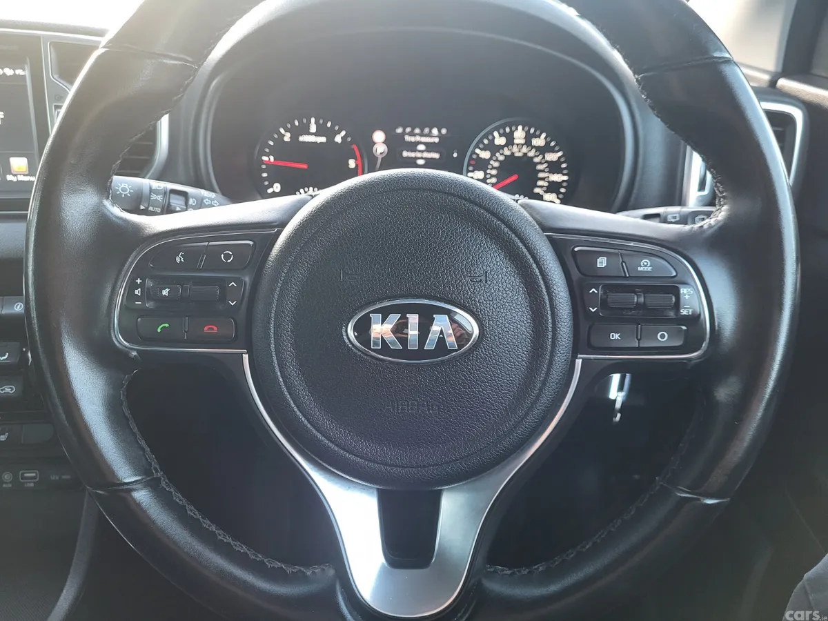 Kia Sportage SUV, Diesel, 2017, White
