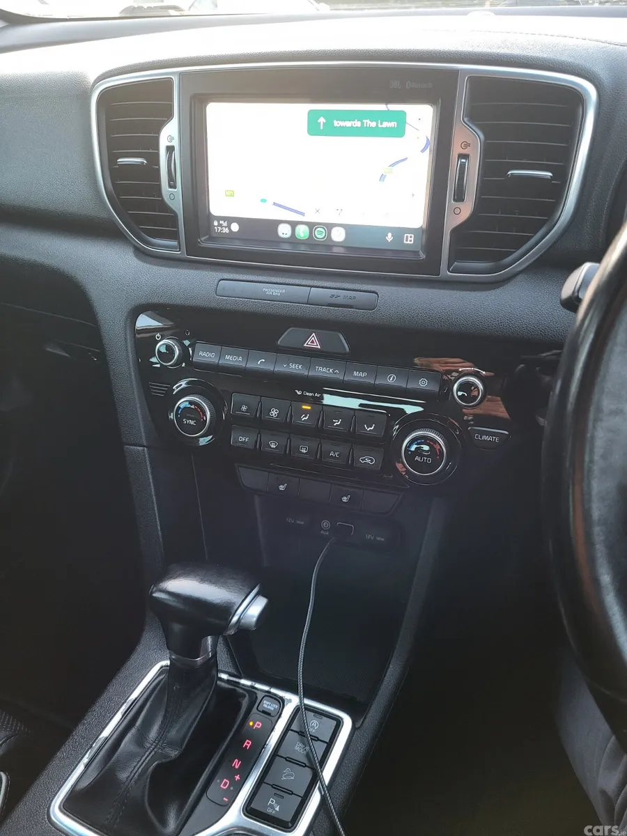 Kia Sportage SUV, Diesel, 2017, White