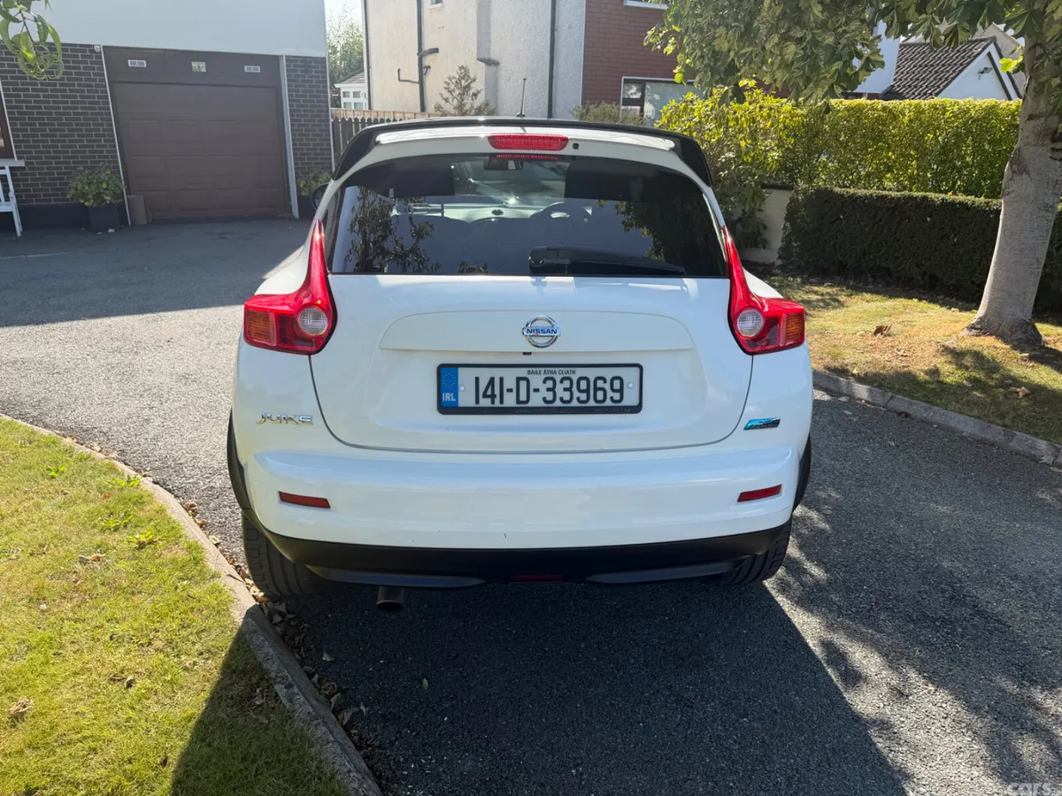 Nissan Juke SUV, Diesel, 2014, White
