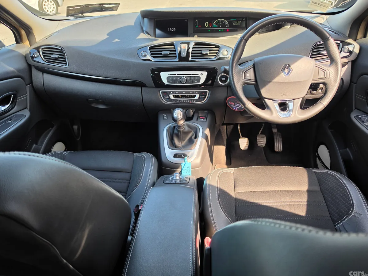 Renault Grand Scenic MPV, Diesel, 2016, Gold