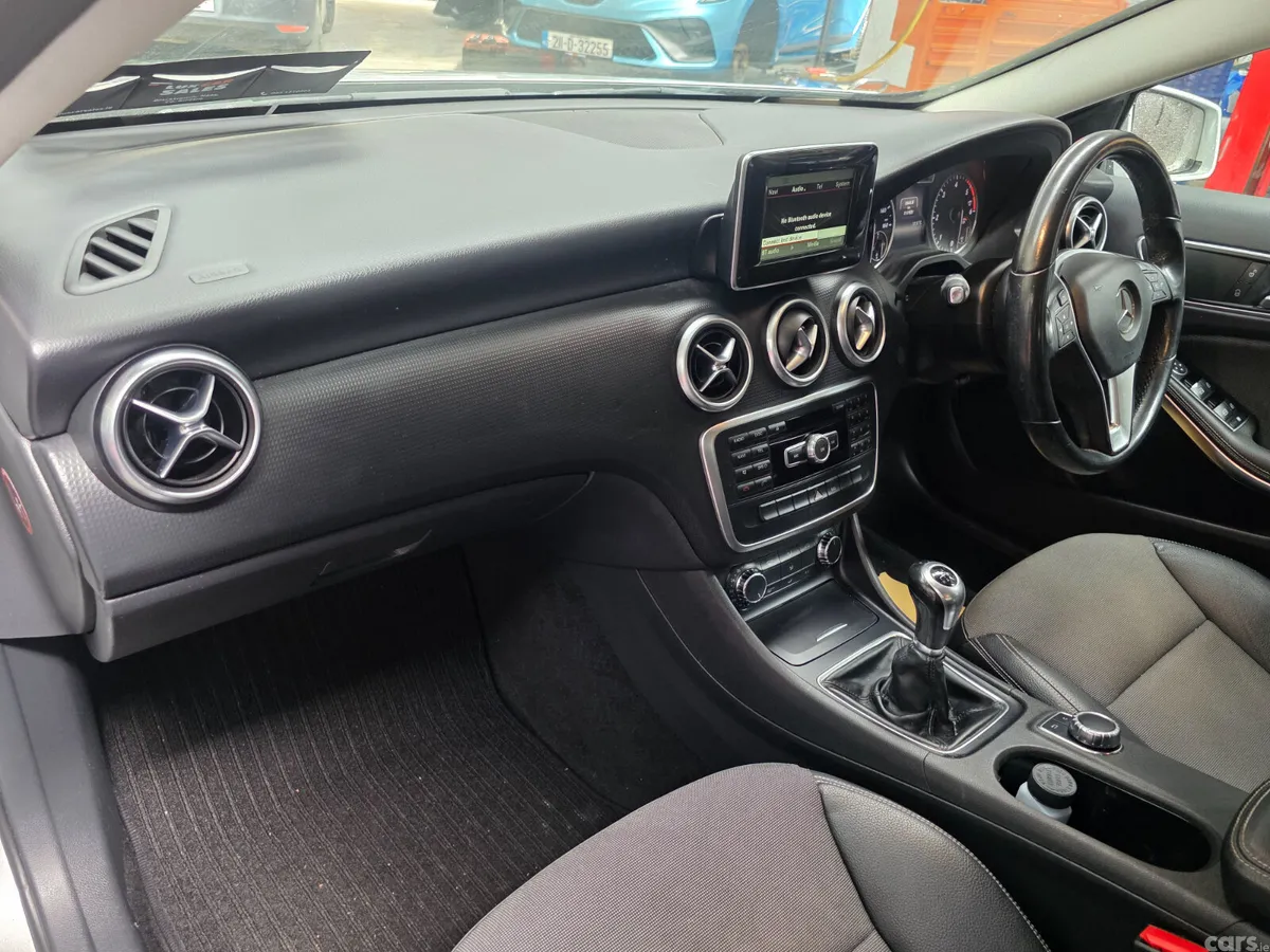 Mercedes-Benz A-Class Hatchback, Diesel, 2015, Silver