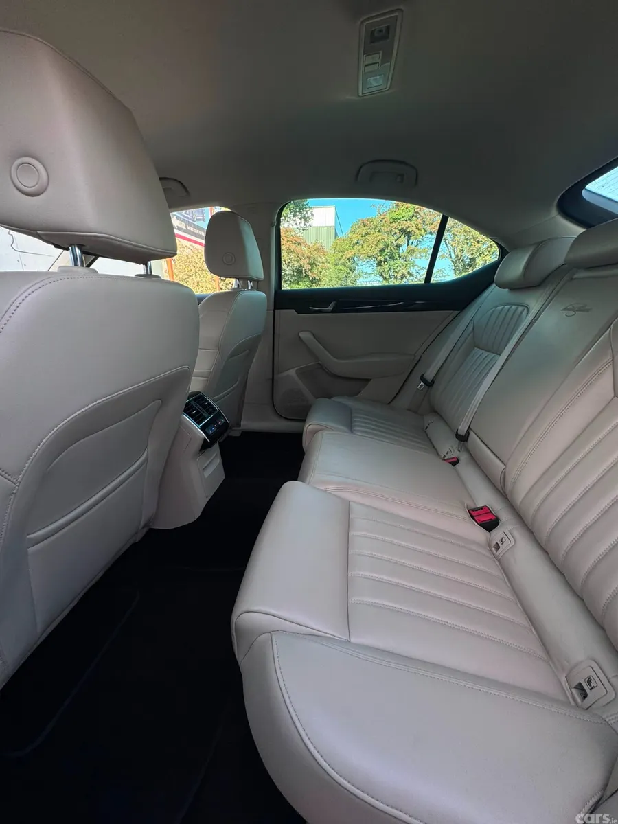 Skoda Superb Saloon, Diesel, 2018, Grey