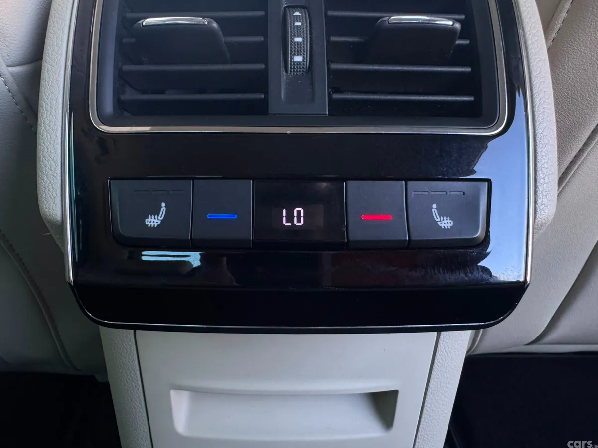 Skoda Superb Saloon, Diesel, 2018, Grey