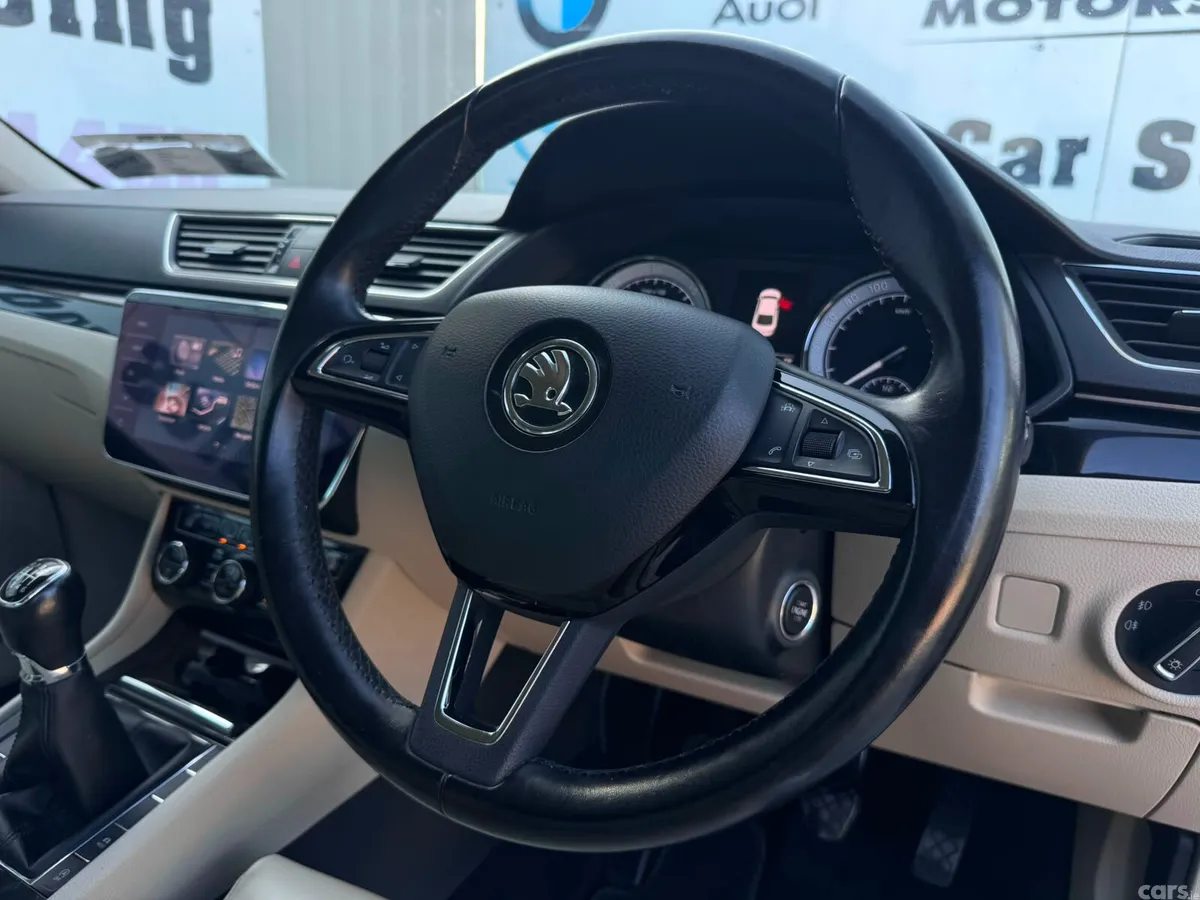 Skoda Superb Saloon, Diesel, 2018, Grey