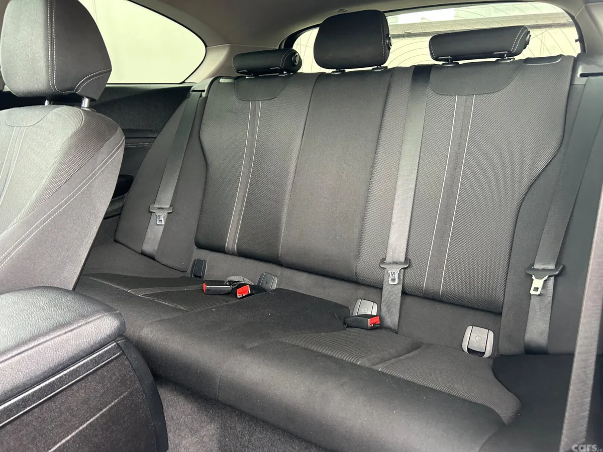 BMW 1-Series Hatchback, Diesel, 2015, White