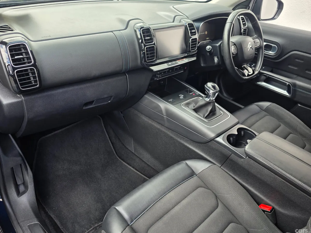 Citroen C5 Aircross MPV, Diesel, 2022, Blue