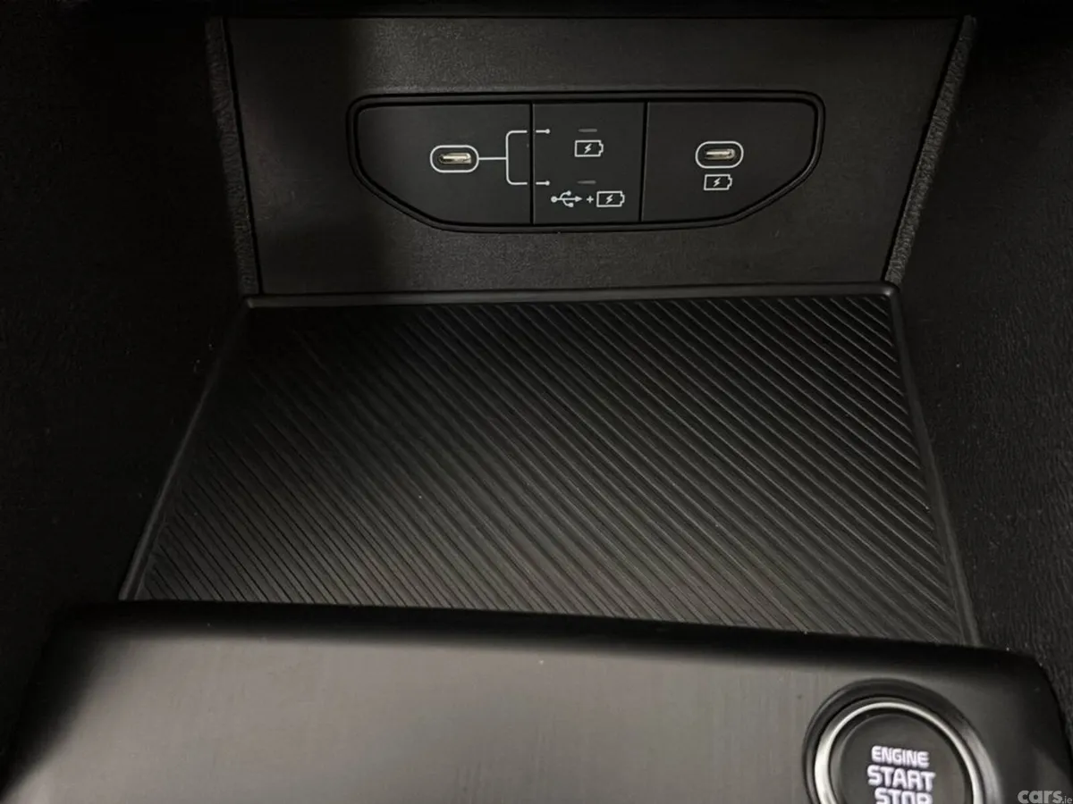 Kia Sportage MPV, Diesel Hybrid, 2025, Grey