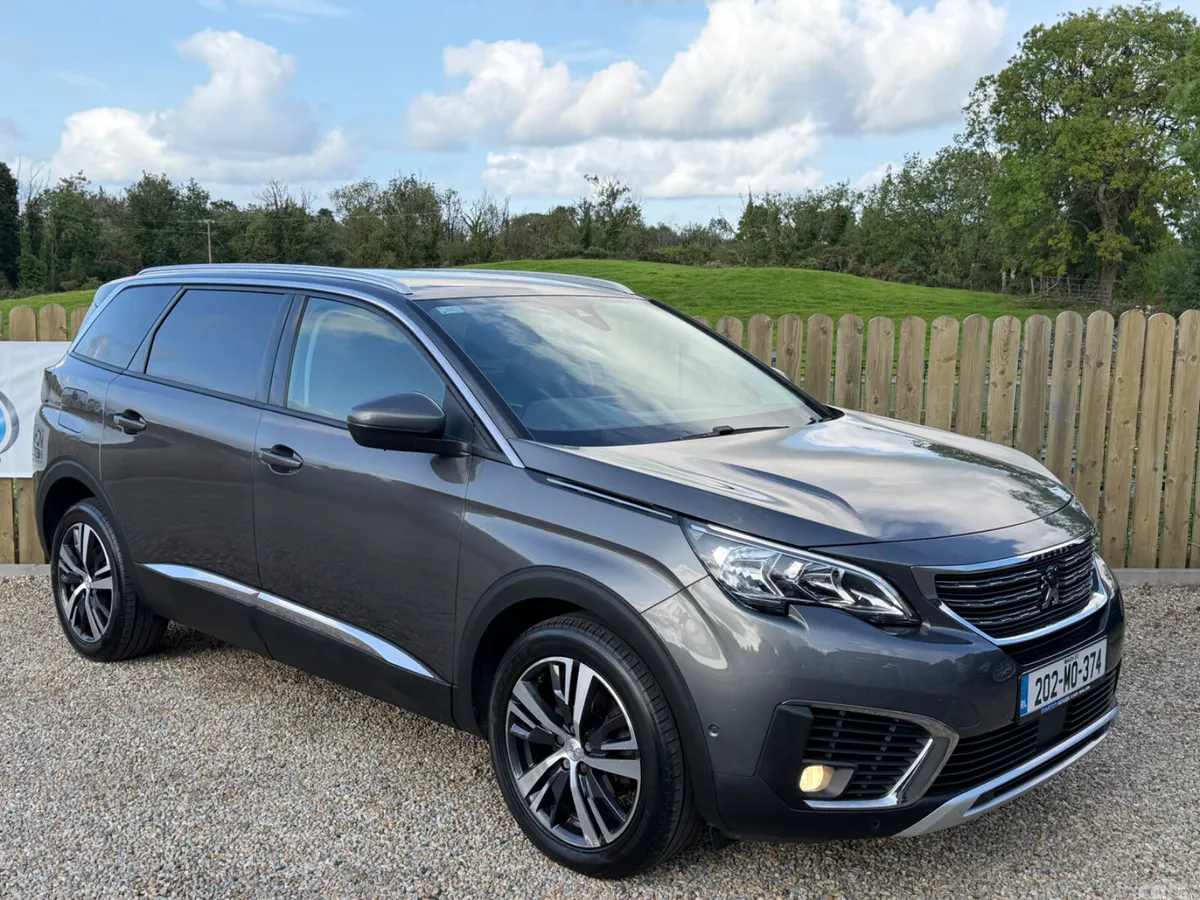 Peugeot 5008 MPV, Diesel, 2020, Grey