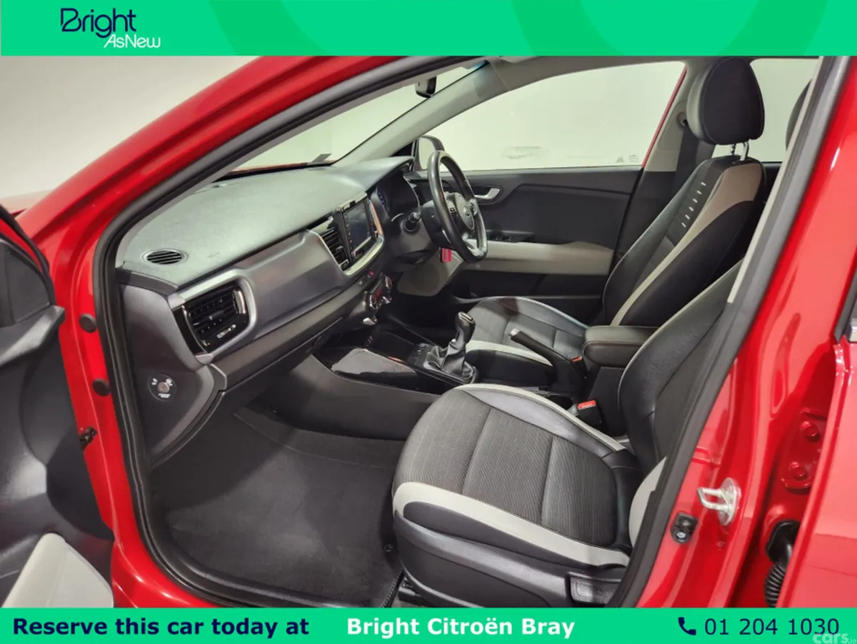 Kia Stonic SUV, Petrol, 2018, Red