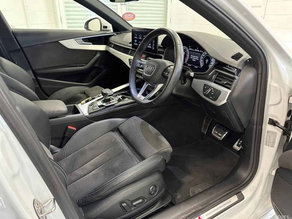 Audi A4 Saloon, Diesel, 2021, White