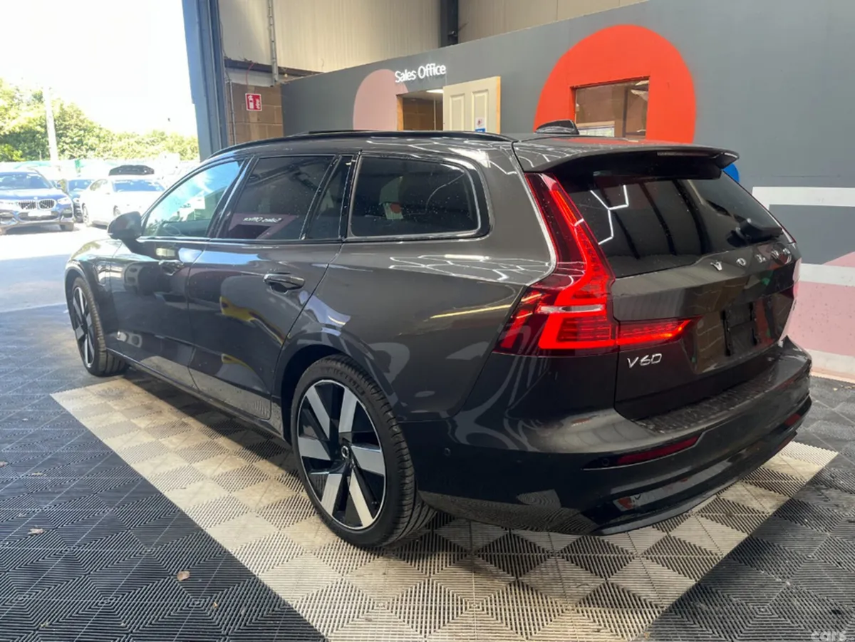 Volvo V60 Estate, Petrol Hybrid, 2025, Grey