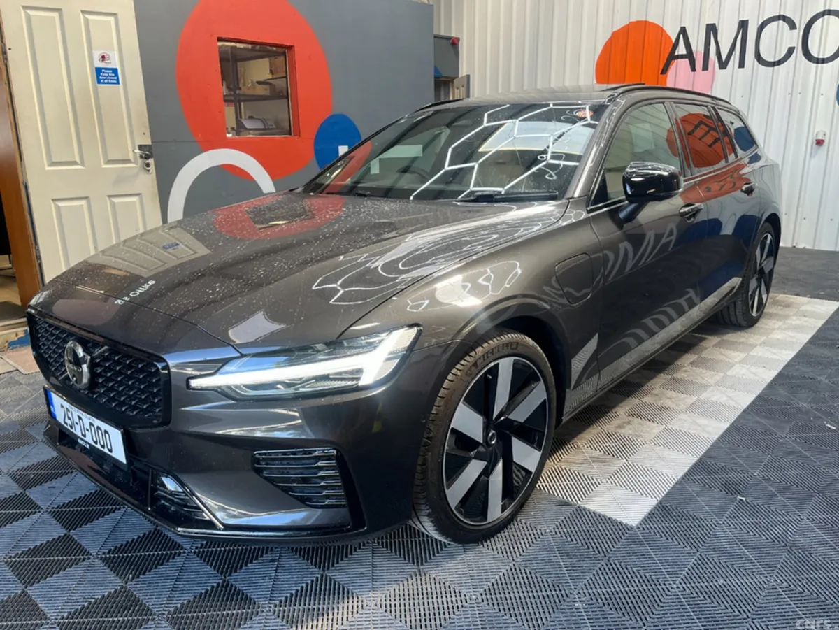Volvo V60 Estate, Petrol Hybrid, 2025, Grey