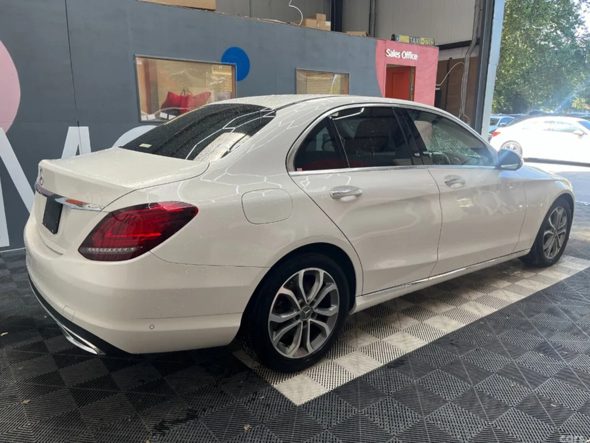 Mercedes-Benz C-Class Saloon, Diesel, 2019, White