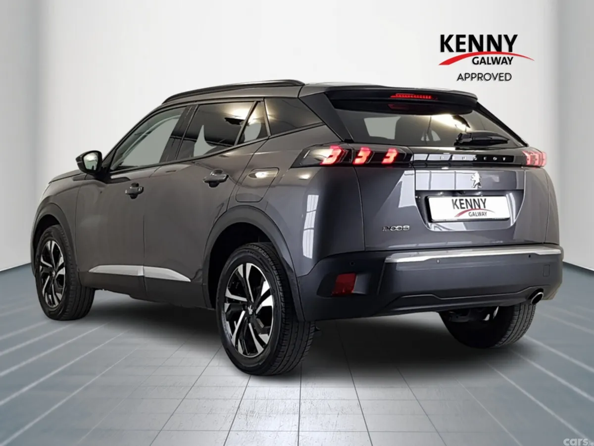 Peugeot 2008 MPV, Diesel, 2022, Grey