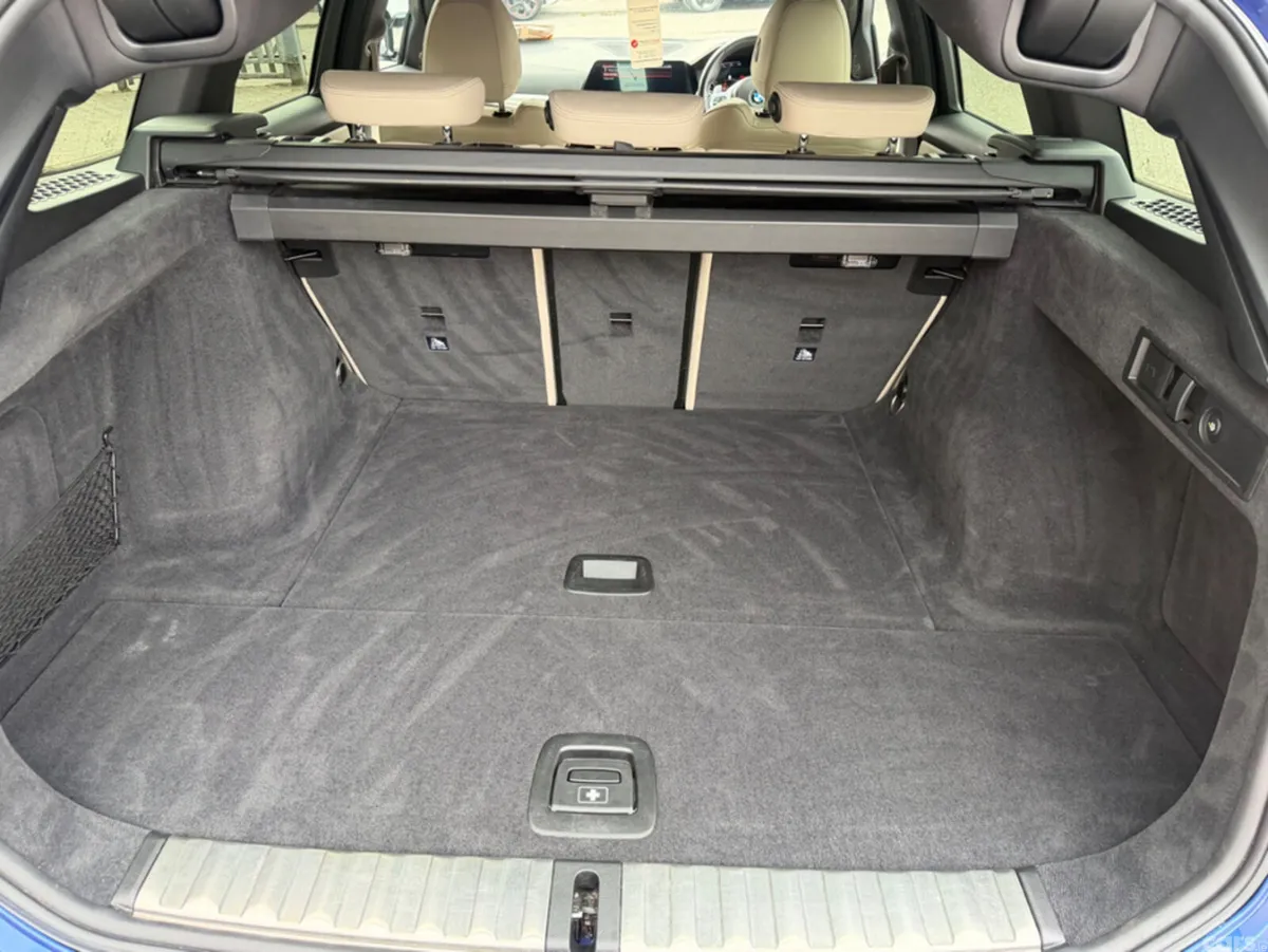 BMW 3-Series Estate, Diesel, 2020, Blue