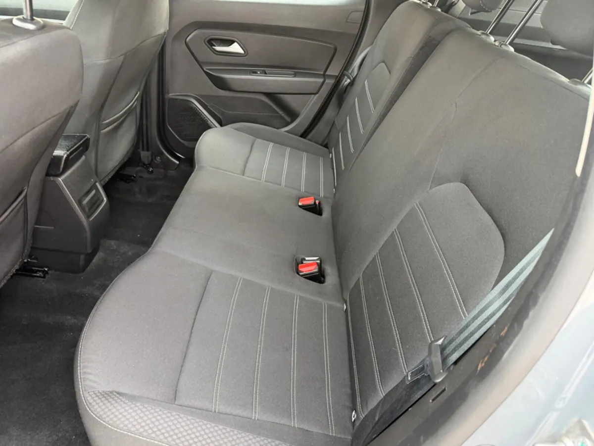 Dacia Duster MPV, Petrol, 2023, Grey