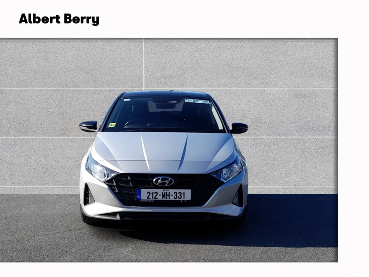 Hyundai i20 Hatchback, Petrol, 2021, Grey