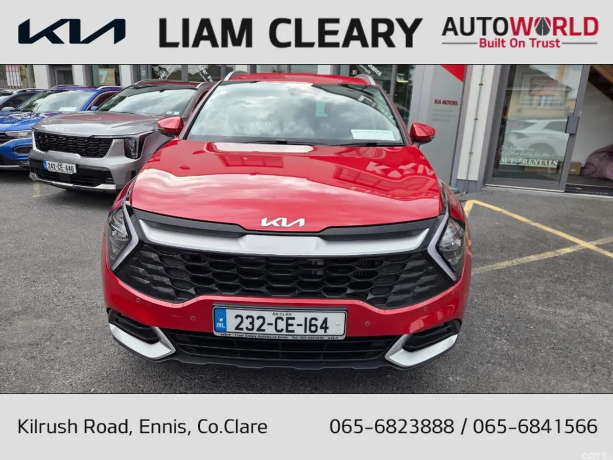 Kia Sportage MPV, Diesel, 2023, Red