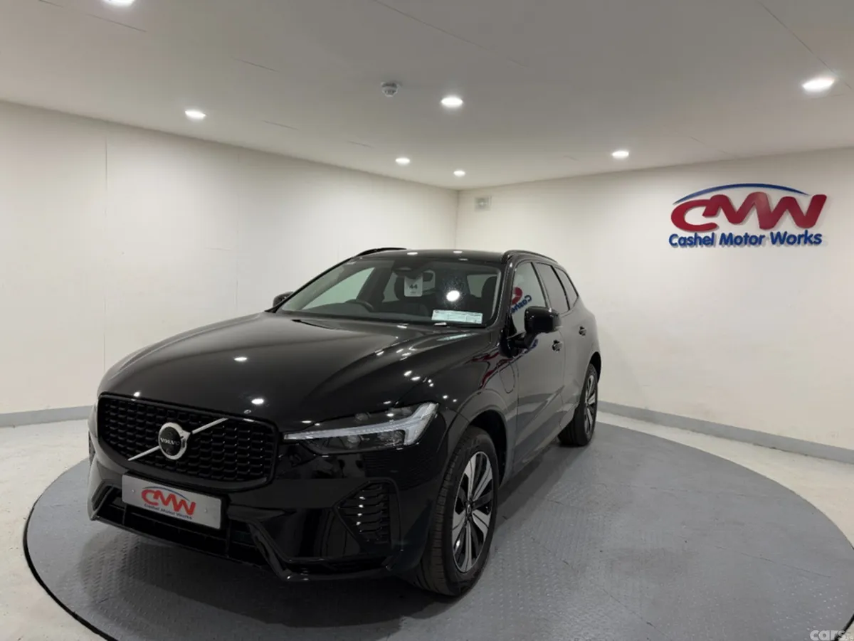 Volvo XC60 SUV, Petrol Plug-in Hybrid, 2024, Black