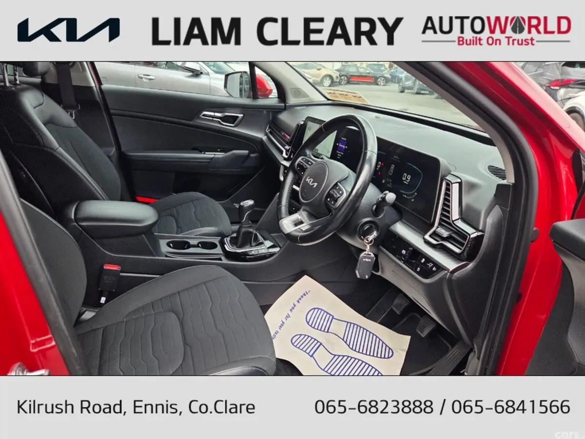 Kia Sportage MPV, Diesel, 2023, Red