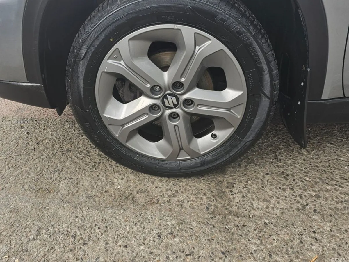 Suzuki Vitara Hatchback, Diesel, 2016, Grey