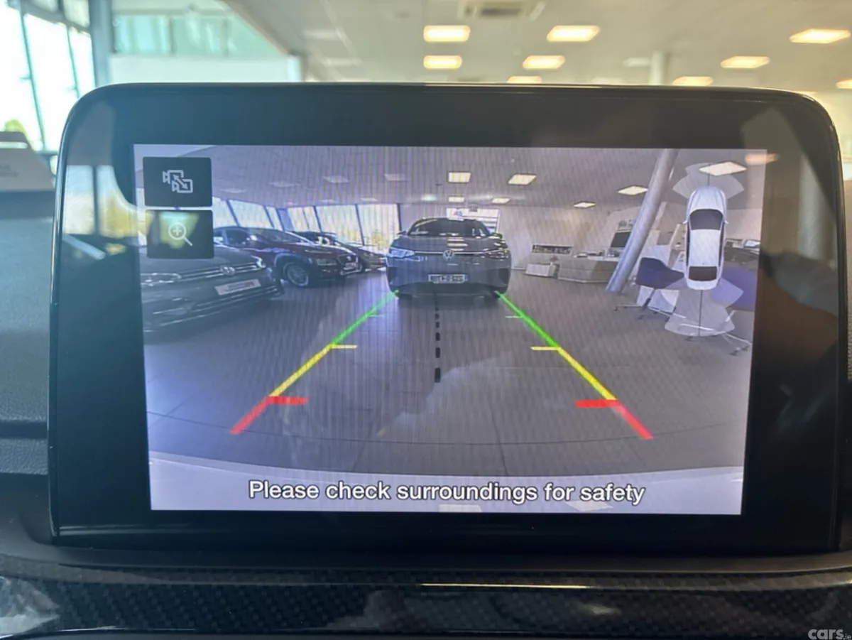 Ford Focus Hatchback, Petrol, 2019, White