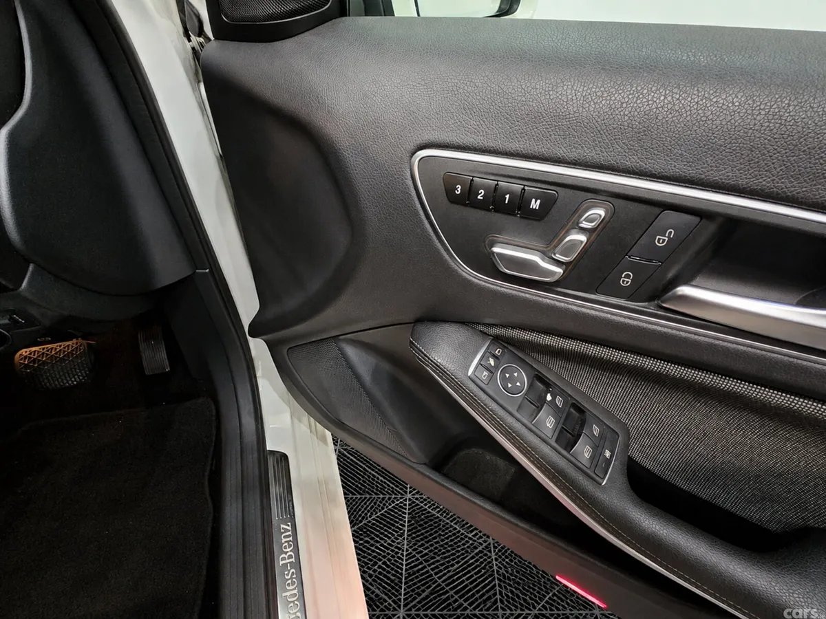 Mercedes-Benz A-Class Hatchback, Petrol, 2016, White